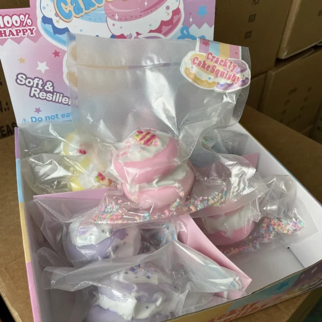 Crispy Crystal Clay Cake Squishy